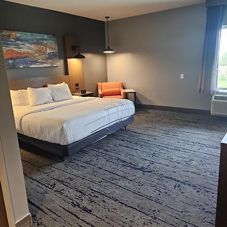 La Quinta Inn & Suites By Wyndham Bardstown Exterior foto